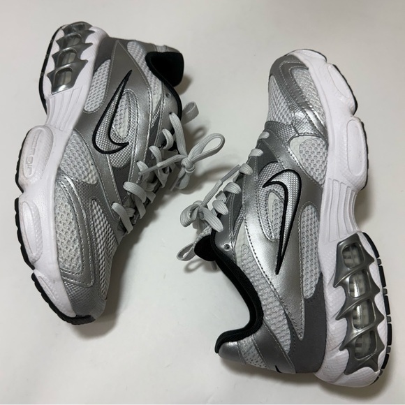 Nike Women's Zoom Air Fire Sneakers - Metallic Silver and White - Size 8 - Picture 7 of 16